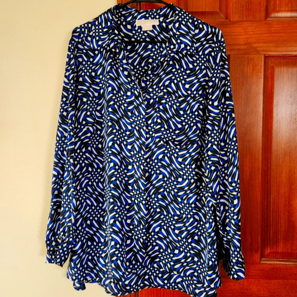 Michael Kors button down dress shirt, size 1X.